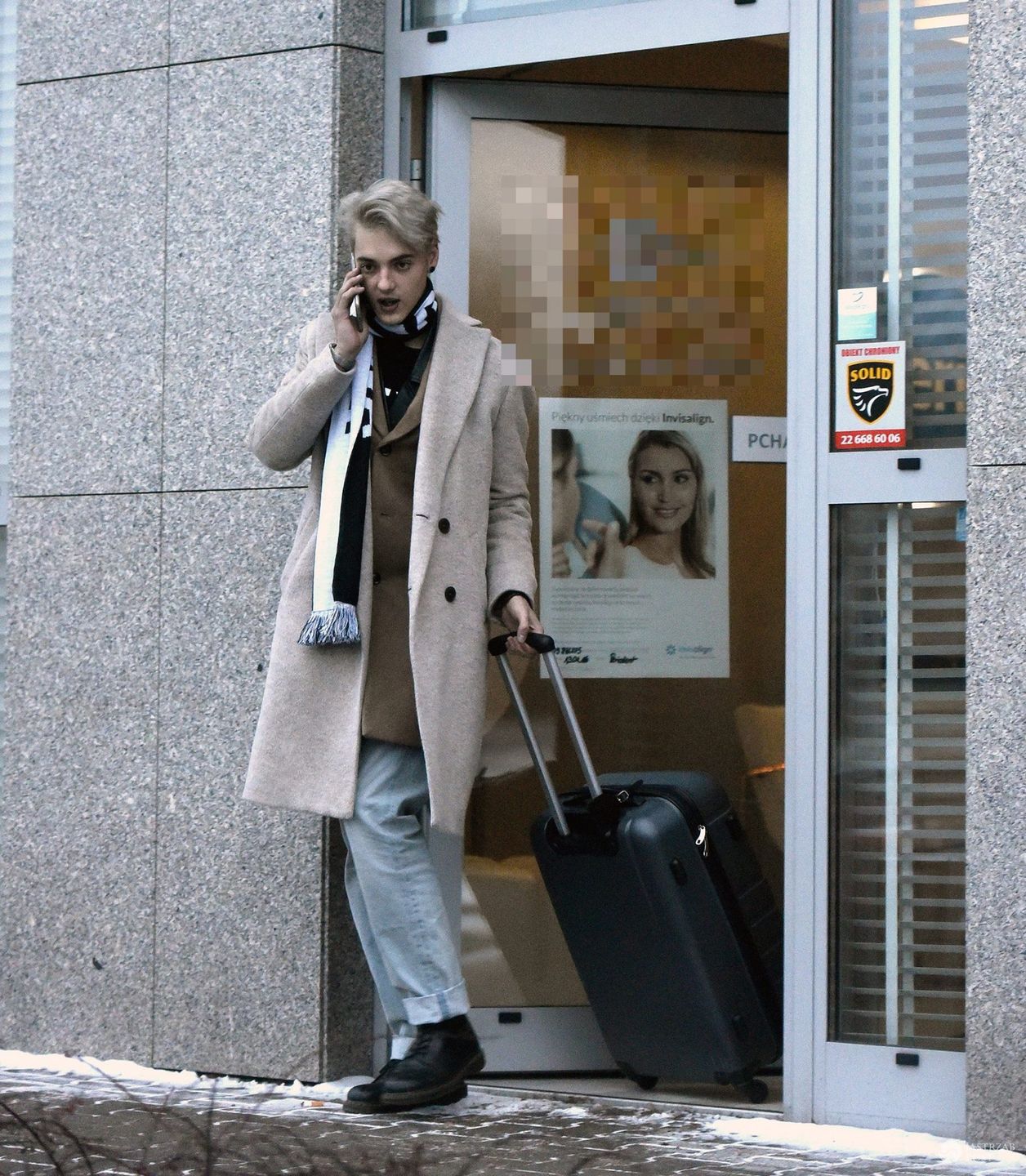 Piękny uśmiech to podstawa w pracy modela. Radek Pestka postanowił skorygować zgryz