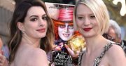 Mia Wasikowska i Anne Hathaway na premierze "Alicji po drugiej stronie lustra" w bajecznych kreacjach światowych marek