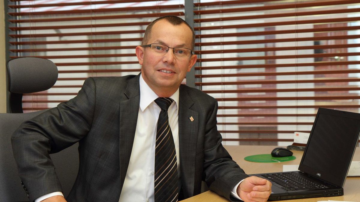 Andrzej Grzybek, prezes ZPUE
