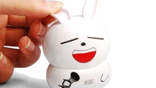 Komórkomania: Króliczek dla infantylnej komórkomaniaczki 1