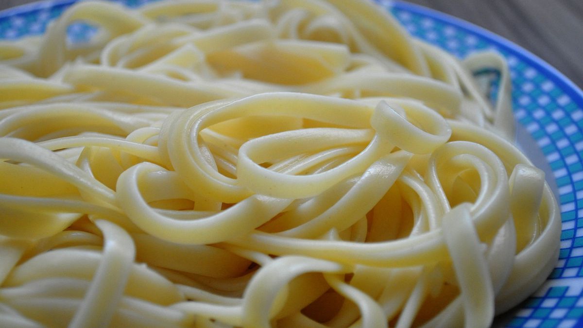 Ugotowany makaron jajeczny (wzbogacony)