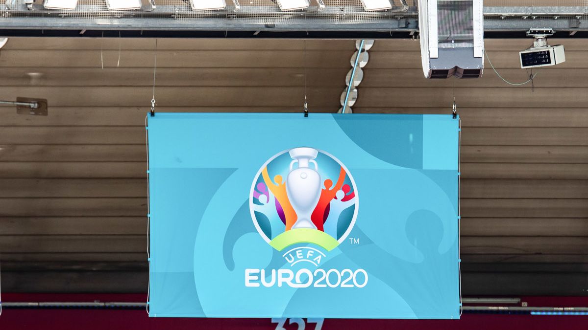 Zdjęcie okładkowe artykułu: Getty Images / Na zdjęciu: logo Euro 2020