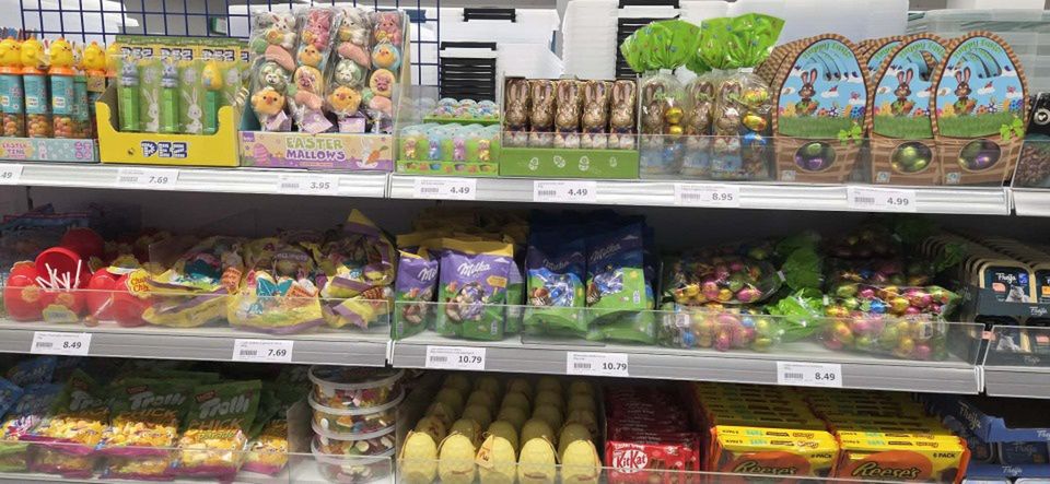 Półki w Action uginają się od świątecznych gadżetów