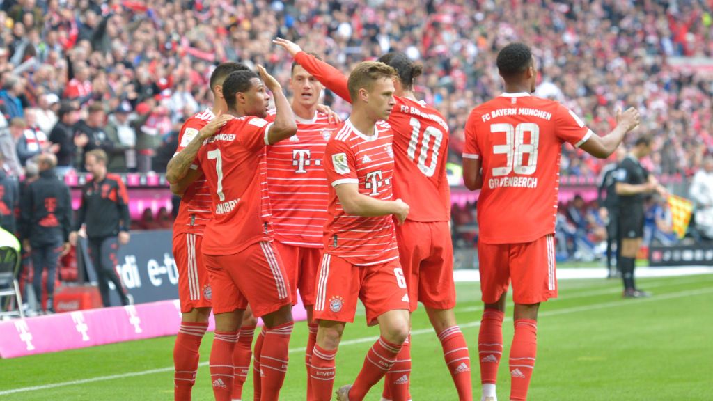 Zdjęcie okładkowe artykułu: Getty Images /  Franz Kirchmayr/SEPA.Media / Na zdjęciu: piłkarze Bayernu Monachium
