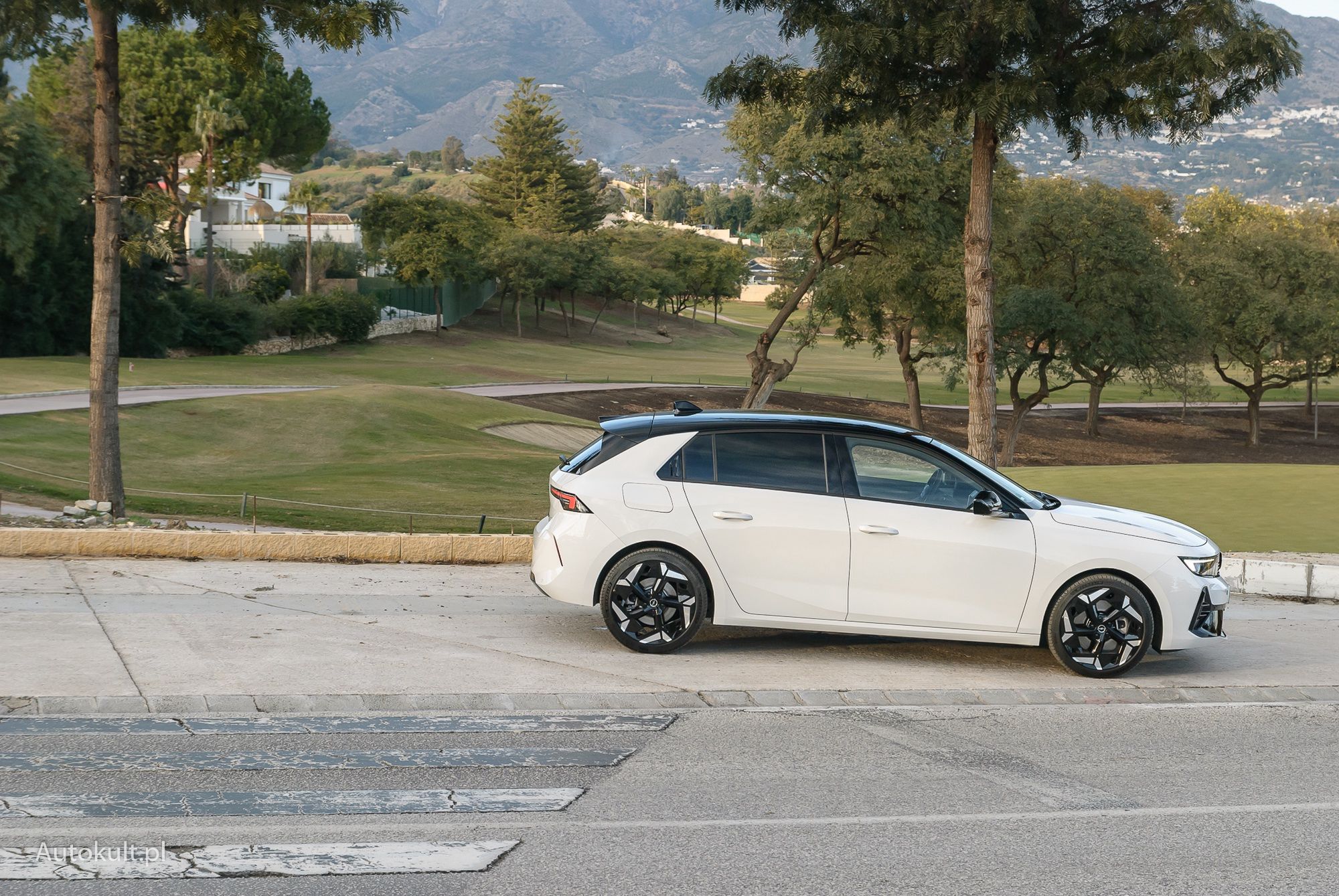 Opel Astra GSe