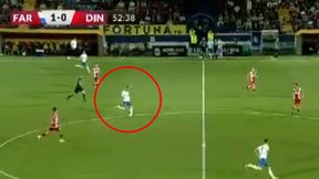 Trener patrzył i nie wierzył w to, co zrobił jego bramkarz. Kuriozalny gol z połowy boiska (wideo)