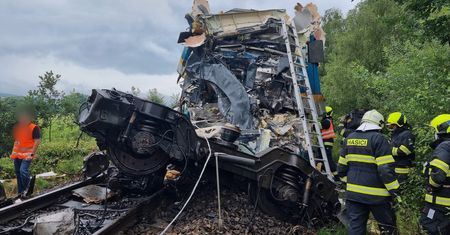 Czechy. Katastrofa kolejowa. Dwie osoby nie żyją
