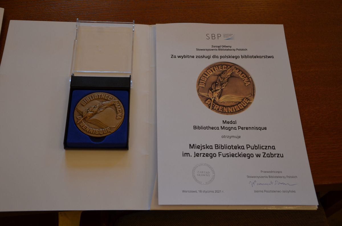 Śląskie. MBP w Zabrzu otrzymała m.in. Medal Bibliotheca Magna Perennisque przyznawany przez Stowarzyszenie Bibliotekarzy Polskich.