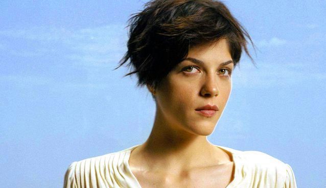 "Anger Management": Selma Blair u boku Charliego Sheena