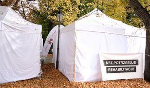 Medycy zmienią formę protestu. Koniec białego miasteczka