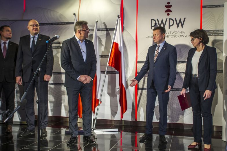 Wojna w rządzie o dowody osobiste. MSWiA składa swój projekt