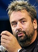 Luc Besson się waha