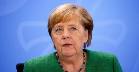 Angela Merkel: Nord Stream 2 powinien zostać ukończony