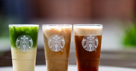 Smak wakacji w centrum Torunia. Starbucks zaskakuje letnimi nowościami