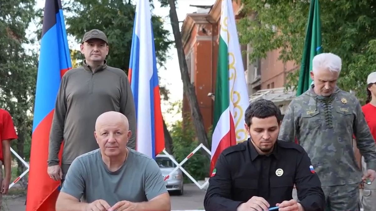 "Przywódcy" Czeczenii i samozwańczej Donieckiej Republiki Ludowej podpisali kuriozalne porozumienie