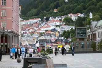 Prohibicja w Norwegii. Wojsko pomoże w szczepieniach