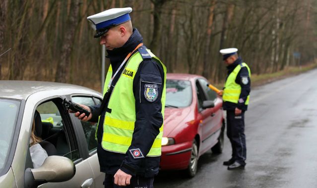 Po jakim czasie od spożycia alkoholu można wsiąść za kierownicę?