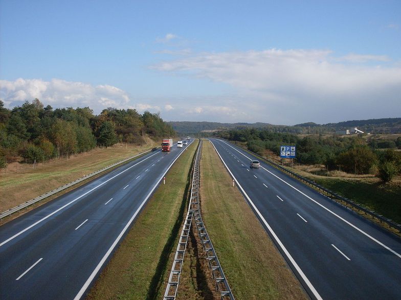 A4 otwarta dla ruchu. To pierwsza taka autostrada w Polsce