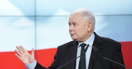 Ziobryści ścigają się z Kaczyńskim ws. komisji energetycznej. "Wyborczy wehikuł"