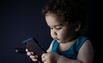 Globalna wojna z social mediami. Turcja chce ograniczyć dzieciom media społecznościowe