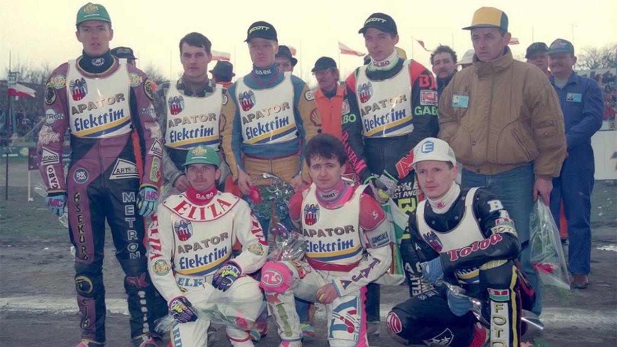 Zdjęcie okładkowe artykułu: WP SportoweFakty / Jarek Pabijan / Na zdjęciu: Jerzy Kniaź (stoi pierwszy z prawej) z drużyną Apatora Toruń