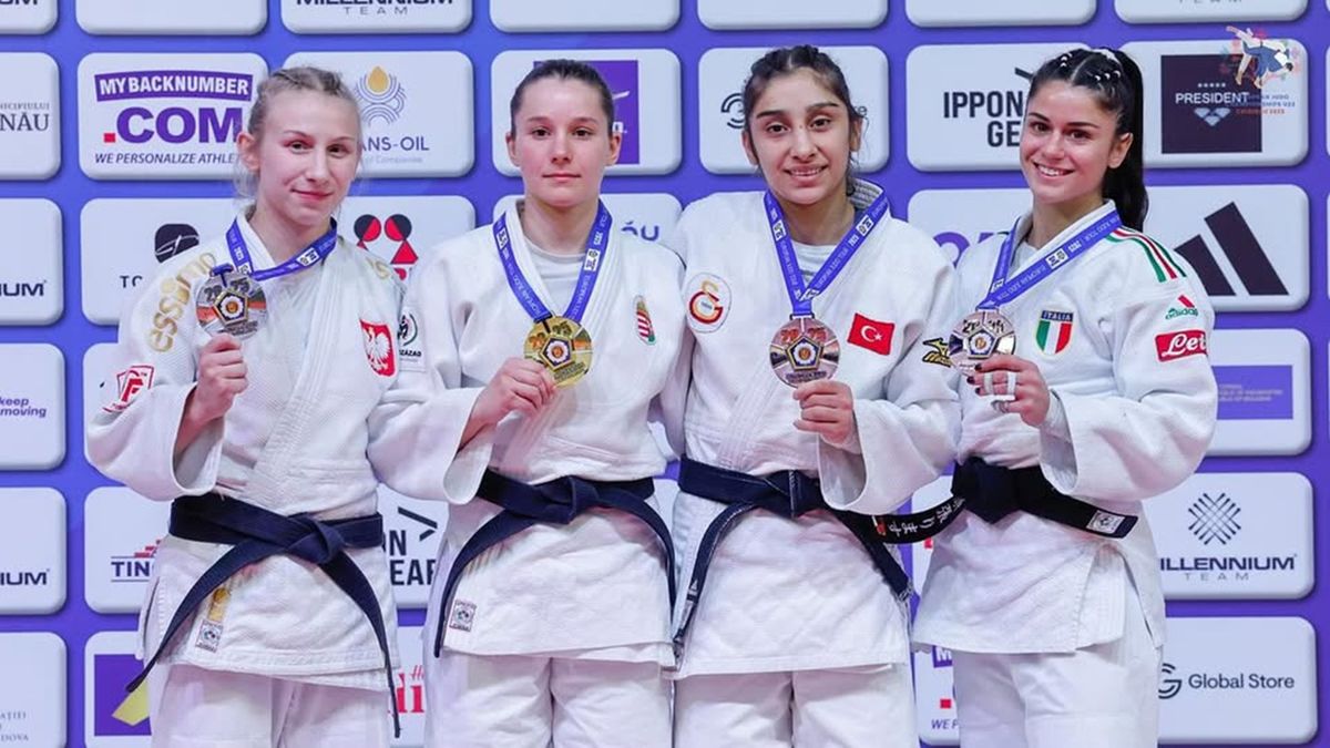 Facebook / Polski Związek Judo / Na zdjęciu: Zuzanna Woźniak (pierwsza z lewej) z medalem ME