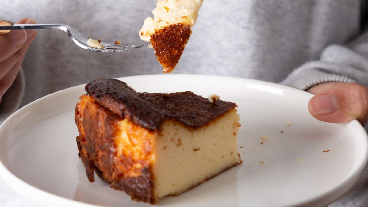 Sernik hiszpański najlepiej smakuje na drugi dzień