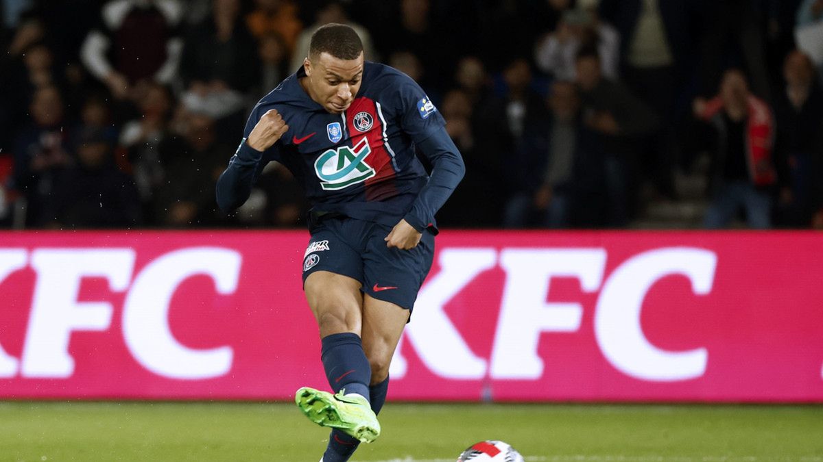 Zdjęcie okładkowe artykułu: PAP/EPA / Na zdjęciu: Kylian Mbappe