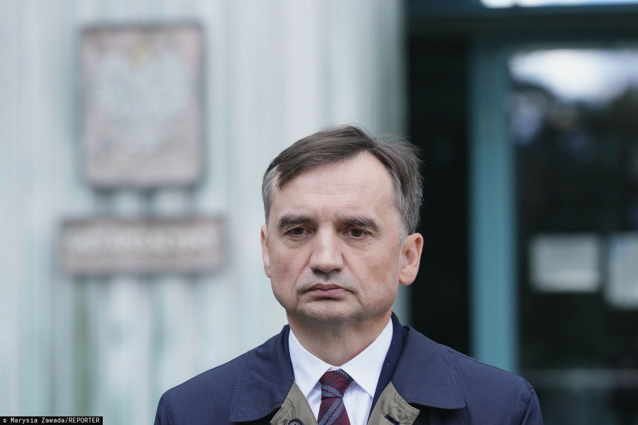 Przerwa w posiedzeniu ws. Ziobry. Sprzeczka o materiały niejawne