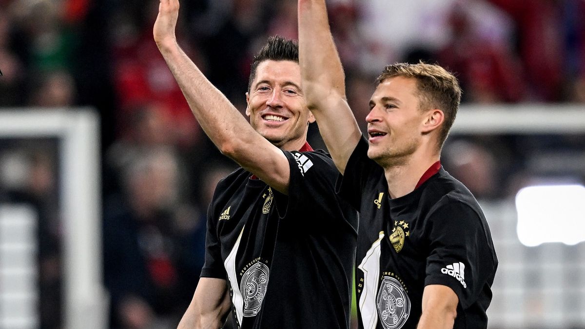 Robert Lewandowski (z lewej) i Joshua Kimmich