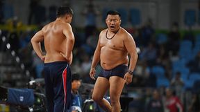 Rio 2016: "striptiz" na macie. Trenerzy z Mongolii rozebrali się na znak protestu