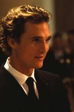 Matthew McConaughey i Ken Watanabe w lesie