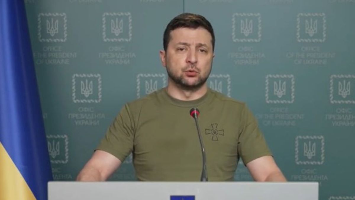 Wołodymyr Zełenski pochwalił swoich żołnierzy, walczących w Czarnobajewce 