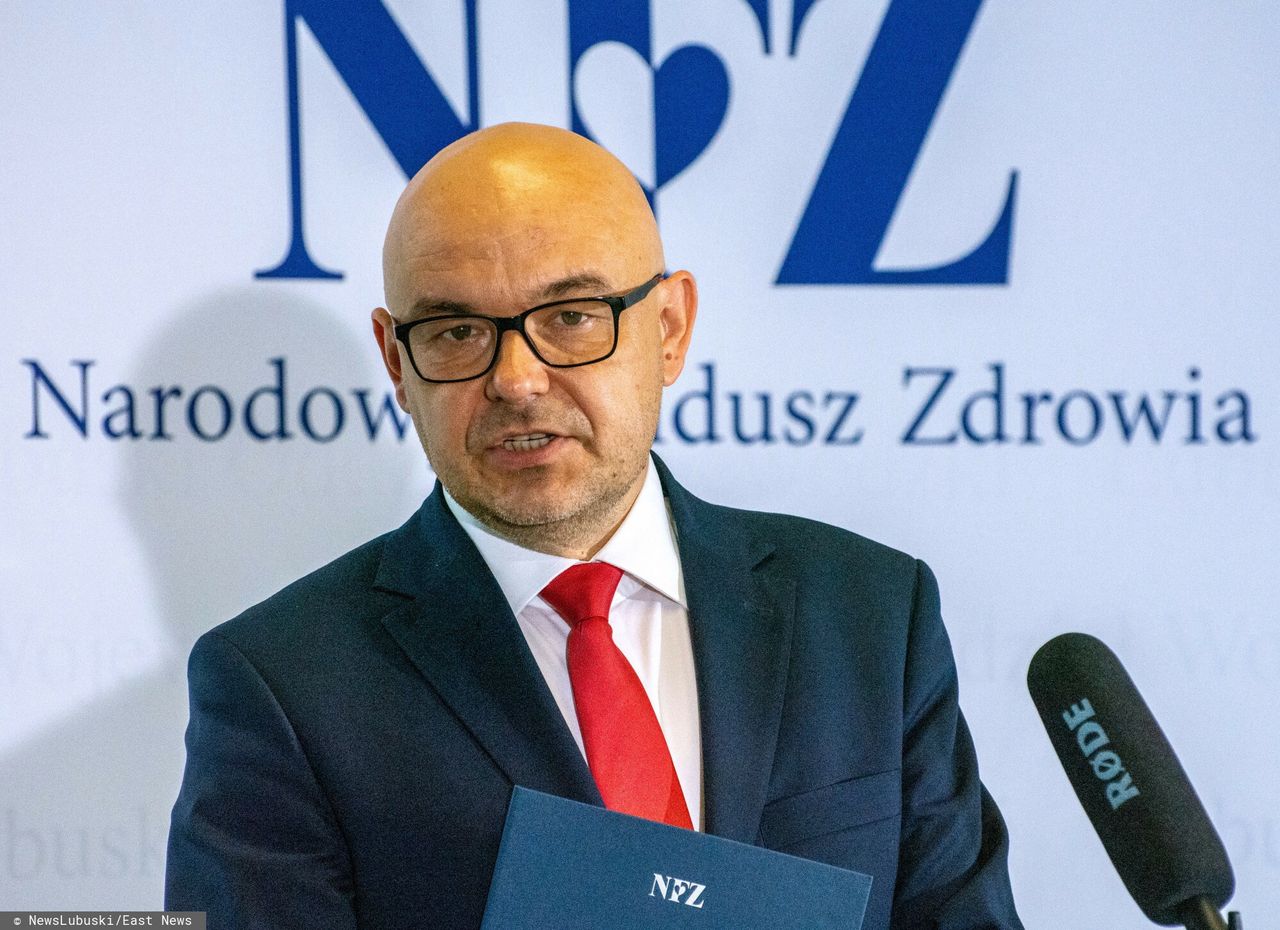 Blisko milion złotych w dwa lata. Tak zarabia prezes NFZ