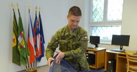 Wojsko szykuje Czechów na ewakuację. Oto, co muszą mieć ze sobą