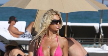 Shauna Sand w bikini