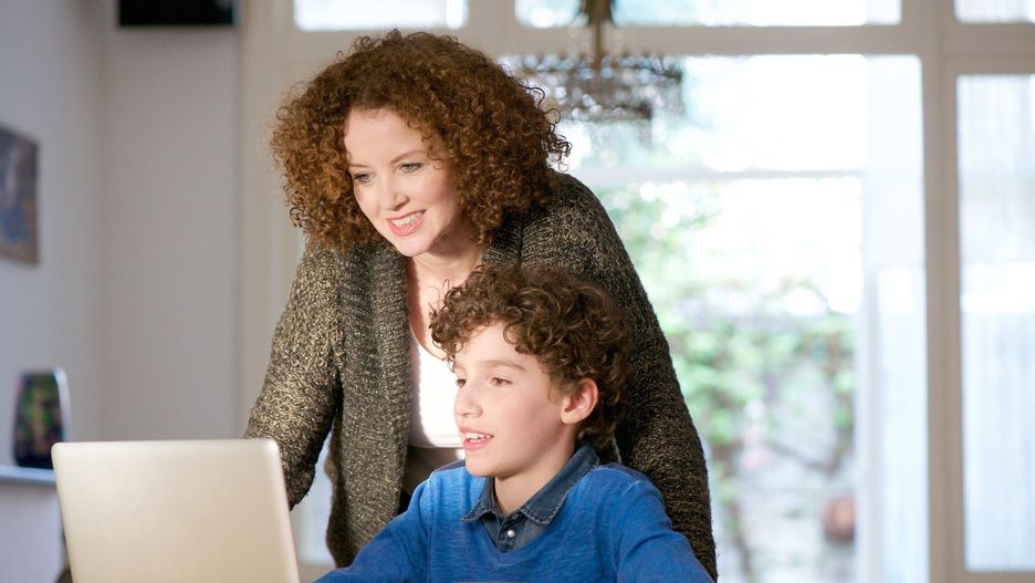 Dlaczego dzieci tak masowo chodzą na korepetycje? Eksperci wskazują dwie przyczyny