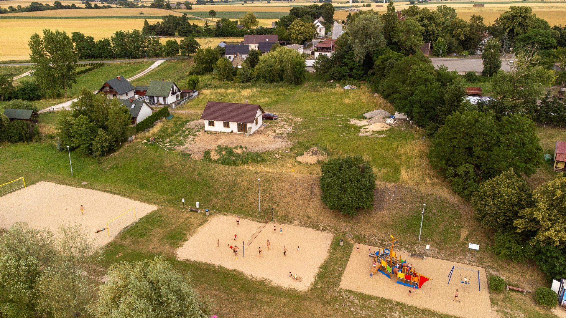 Kozielsko zaprasza nad wodę – plaża z atrakcjami niedaleko Damasławka
