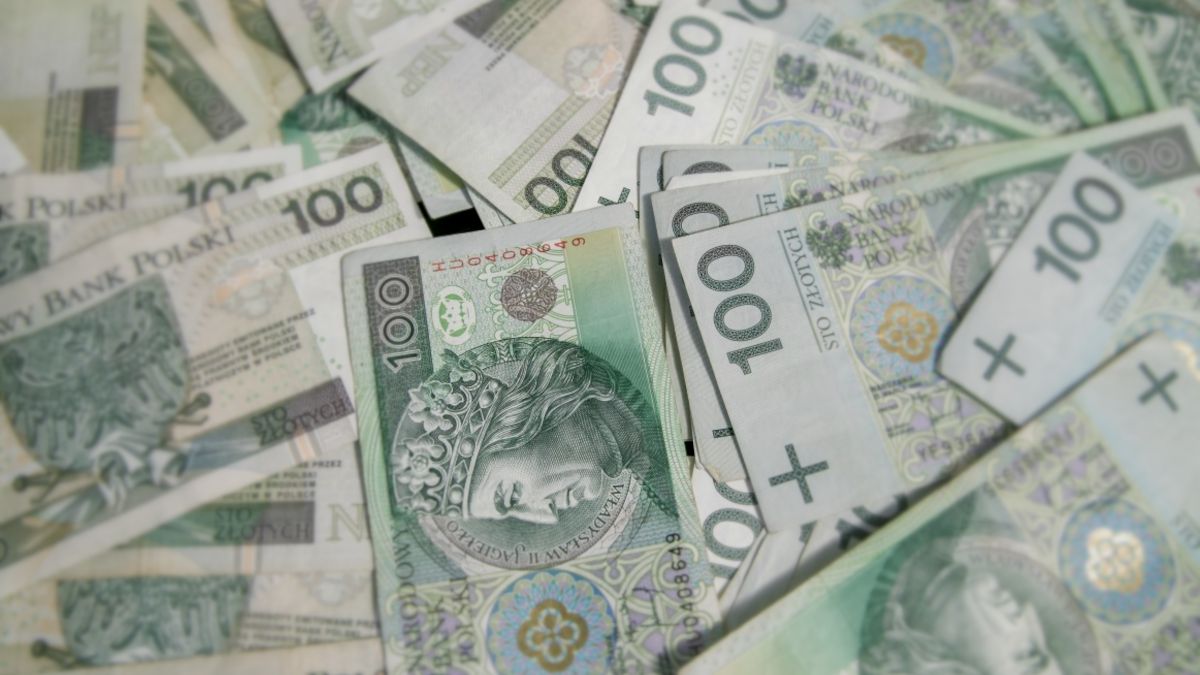 30-latek wyłudził od znajomych 2 mln złotych.