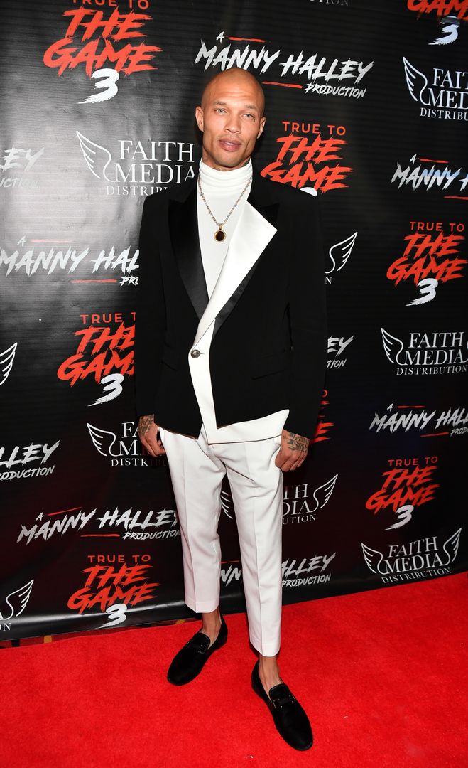 "True To The Game 3" Atlanta Screening
ATLANTA, GEORGIA - DECEMBER 01:  Jeremy Meeks attends a screening of "True To The Game 3" at AMC Phipps Plaza 14 on December 01, 2021 in Atlanta, Georgia. (Photo by Paras Griffin/Getty Images)
Paras Griffin
atlanta, georgia, model, bestof, topix