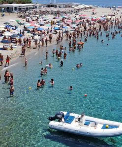 Australijczycy są rozczarowani europejskimi plażami. Nagranie wszystko wyjaśnia