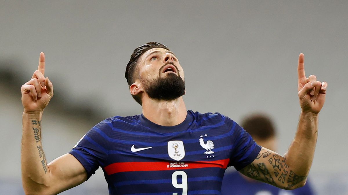PAP/EPA / IAN LANGSDON / Na zdjęciu: Olivier Giroud