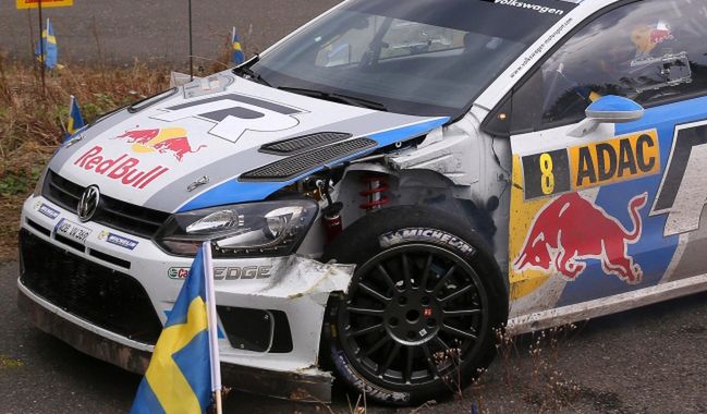 Rajd Niemiec: Ogier wycofał się z rywalizacji