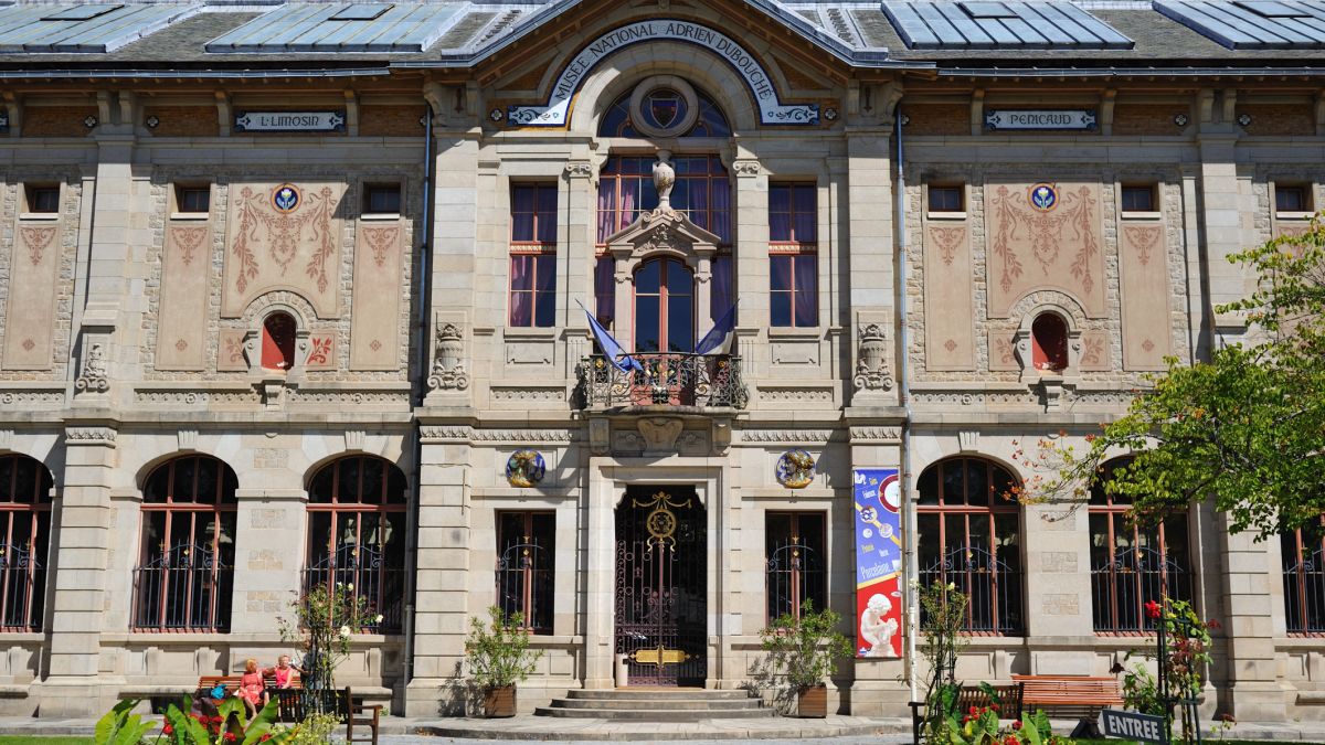 Zuchwała kradzież we francuskim muzeum