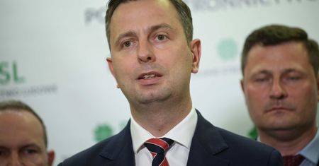 Kosiniak-Kamysz o "patologicznej filozofii" działania PiS. "Tu nie chodzi o jedną stację"