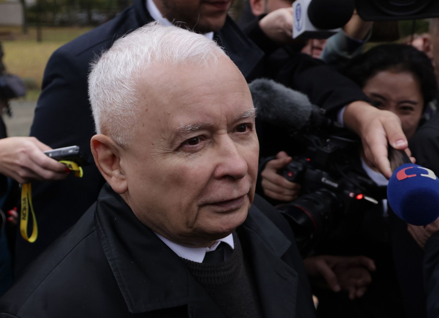 Rosati ostro o Kaczyńskim. Zwykły obywatel zapłaciłby karę?