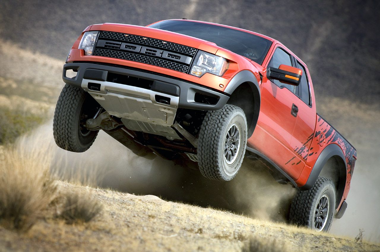 Ford F-150 SVT Raptor (fot. utvweekly.com)