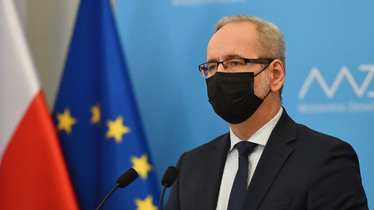 Minister zdrowia Adam Niedzielski ogłosił wprowadzenie nowych obostrzeń