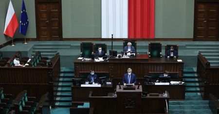 Koronawirus w Polsce. W marcu 7,8 tys.osób straciło pracę w ramach zwolnień grupowych