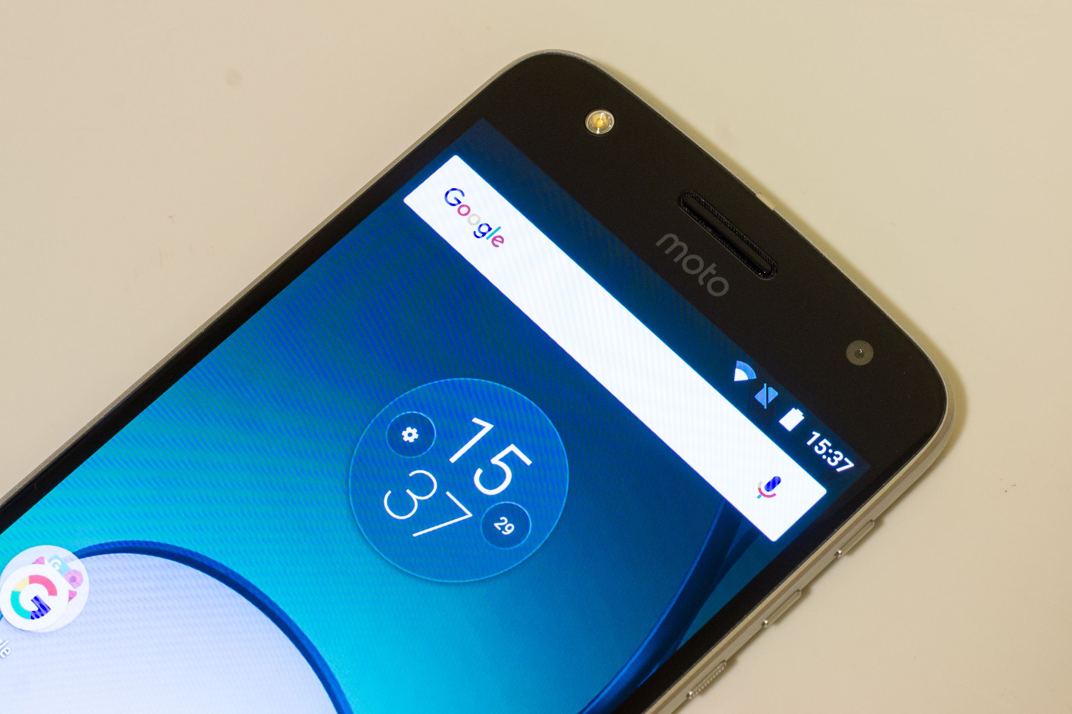 Lenovo Moto Z Play – test smartfonu, który zapowiada modułową przyszłość 5